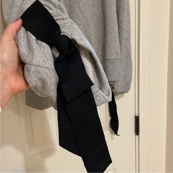 Dries Van Noten Bateau Neckline Sweatshirt with ribbon ties cinched sleeves gray - Picture 13 of 17